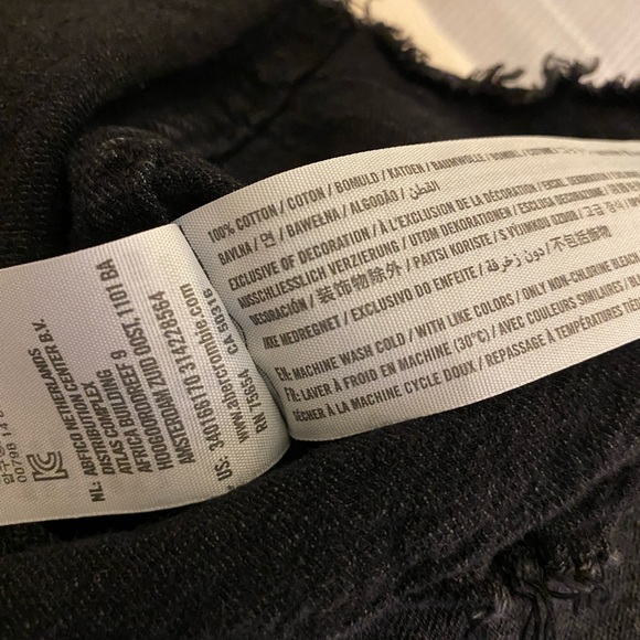 Black Chambray Distressed Button-Up - Picture 6 of 13